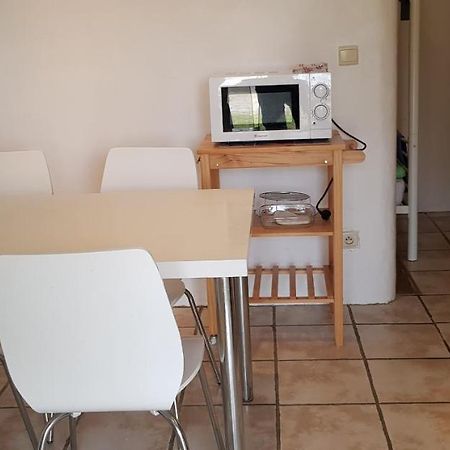 Mas Des Cypres Apartment Сен Мари де ла Мер Екстериор снимка